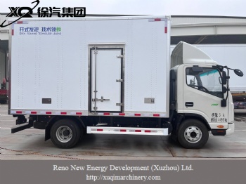 Light-duty meat refrigerated truck