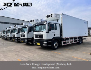 Heavy-duty and medium-sized refrigerated fresh-keeping truck