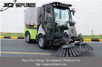Full Hydraulic Articulated Road Sweeper In Fuel Version YF