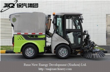 Full Hydraulic Articulated Road Sweeper In Fuel Version YF