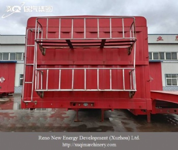 Enclosed semi-trailer truck GY