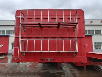Enclosed semi-trailer truck