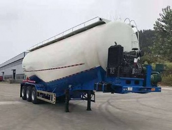 Low-density powder material semi-trailer